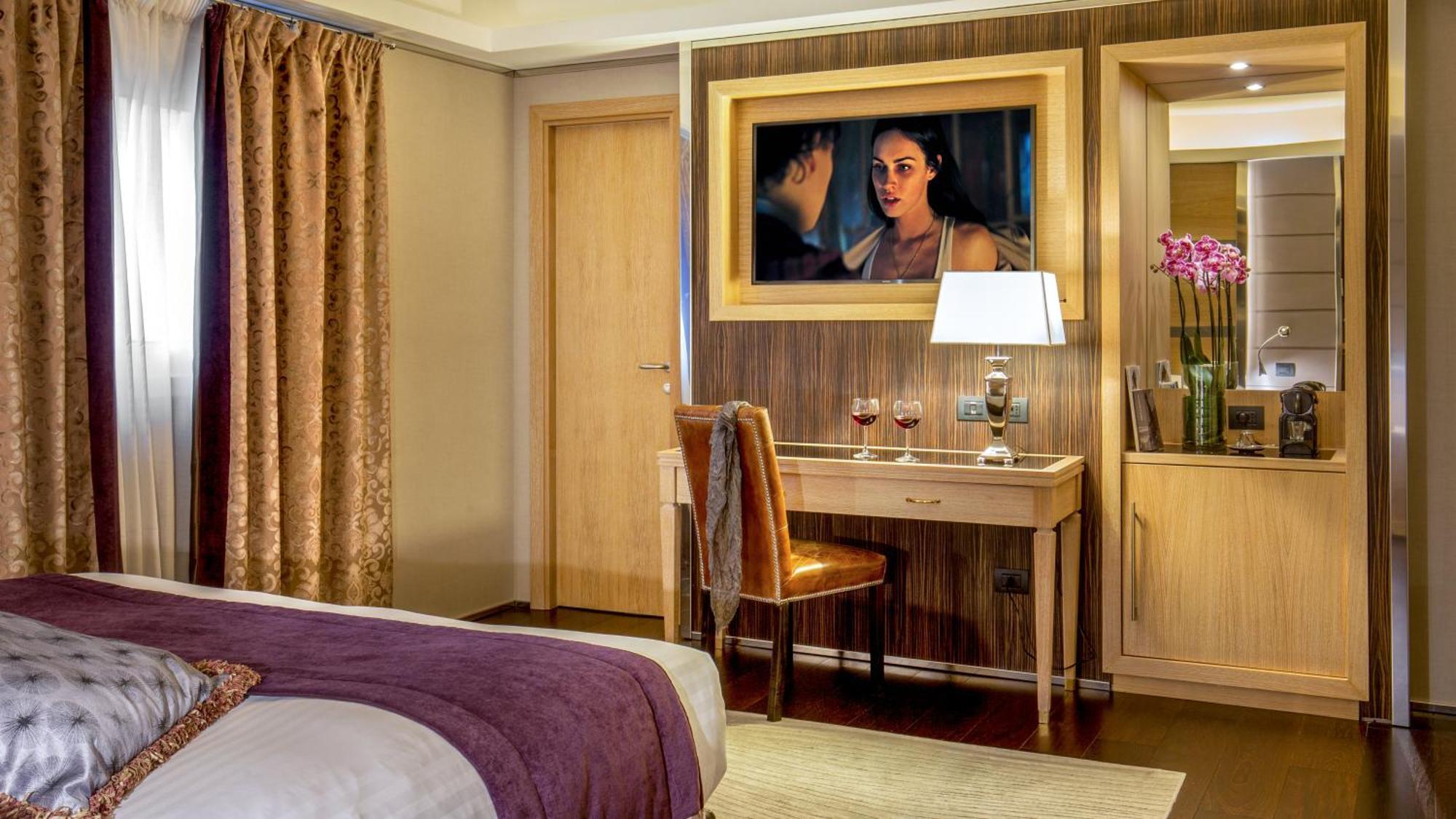 The At The Spanish Steps Gasthof 5*